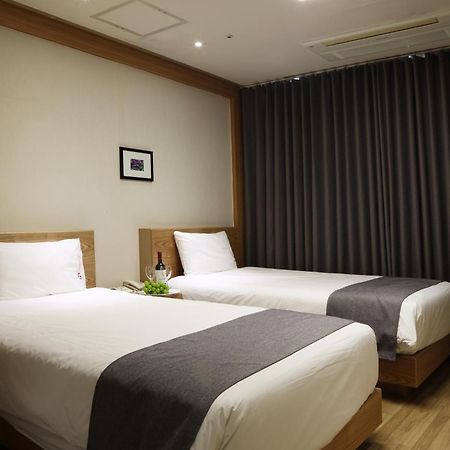 Incheon The Hotel Yeongjong Экстерьер фото